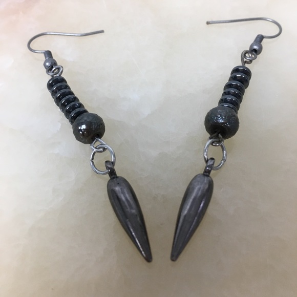 Jewelry - hematite beaded dangle grey earrings